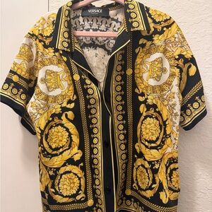 Versace Black & Gold Baroque Print Short-Sleeve Button-Up 4t